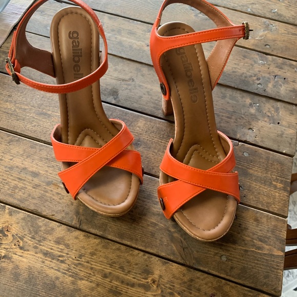 Stilettos - Picture 6 of 6